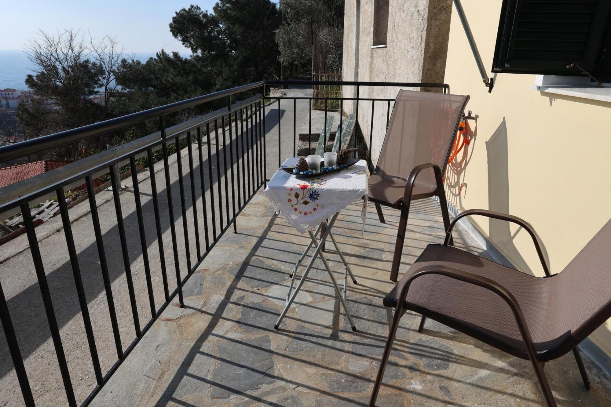 Mary'S Villas Plomari Екстер'єр фото